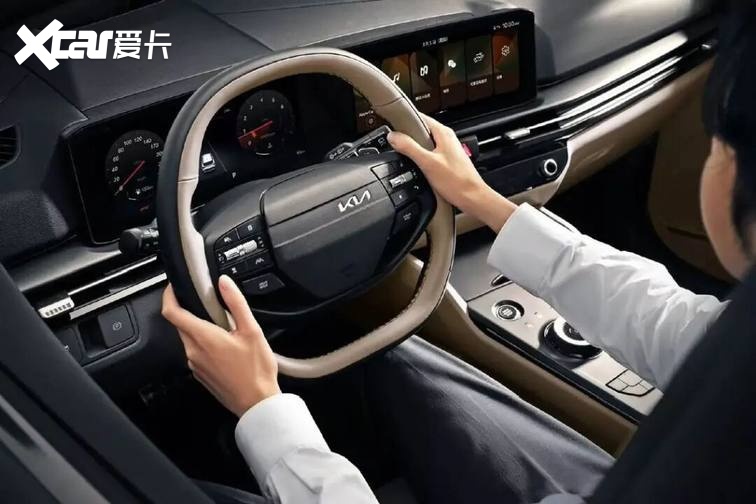 起亚狮铂拓界诚意上市,全国统一“焕新一口价”10.99万元起