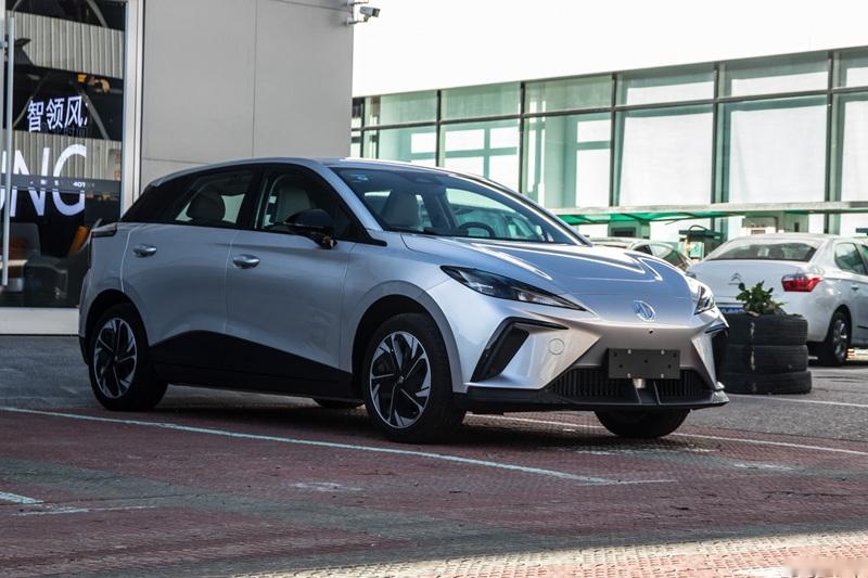 “衣锦还乡”的MG4 EV，给全球车型打了个样