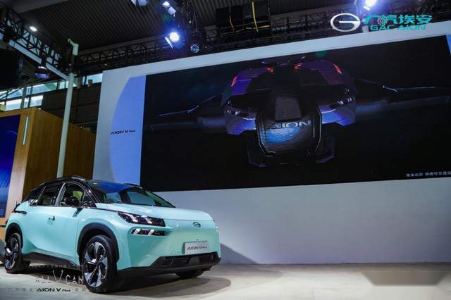 “星际母舰纯电SUV”AION V Plus上市，17.26万元起售