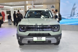 适合轻度越野的SUV，搭载1.5T混动，续航超1000公里