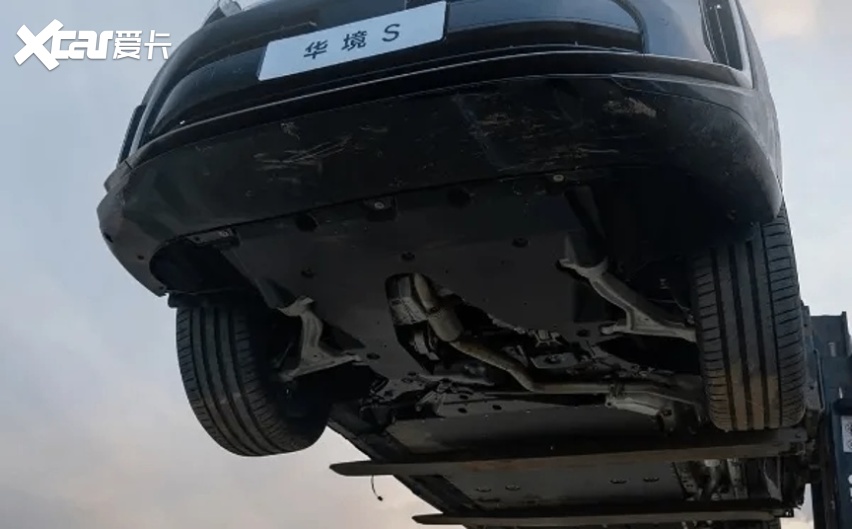 华境S和风云T11对比：20万级六座车，谁更适合多人口家庭？