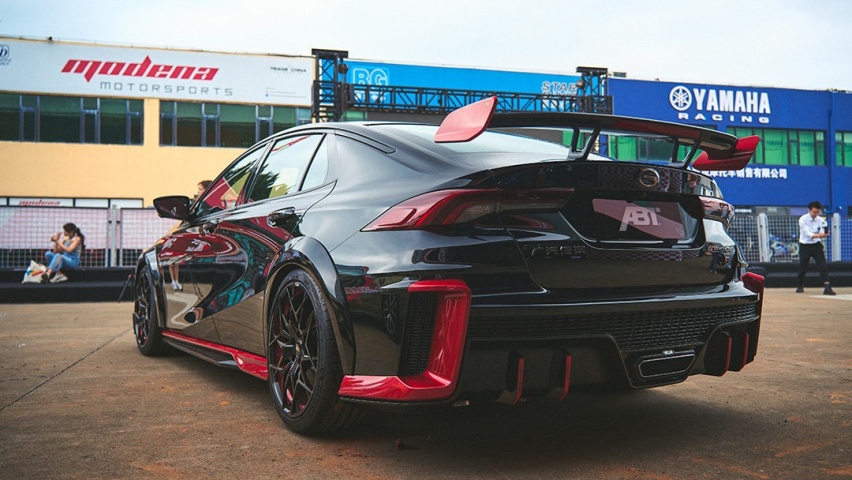 拳打领克脚踢GTI！13.80万买这影豹 BBA都能随便崩？