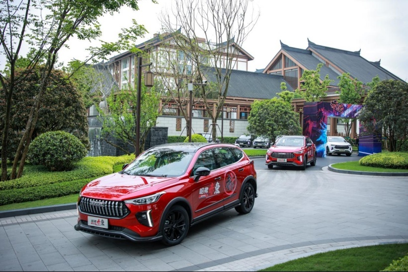 这或许是10万能买到最运动的SUV，百公里加速7.7秒