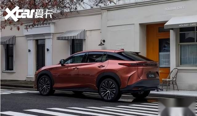 试驾雷克萨斯全新RZ：虽然是辆电车，驾驶质感依然很雷克萨斯