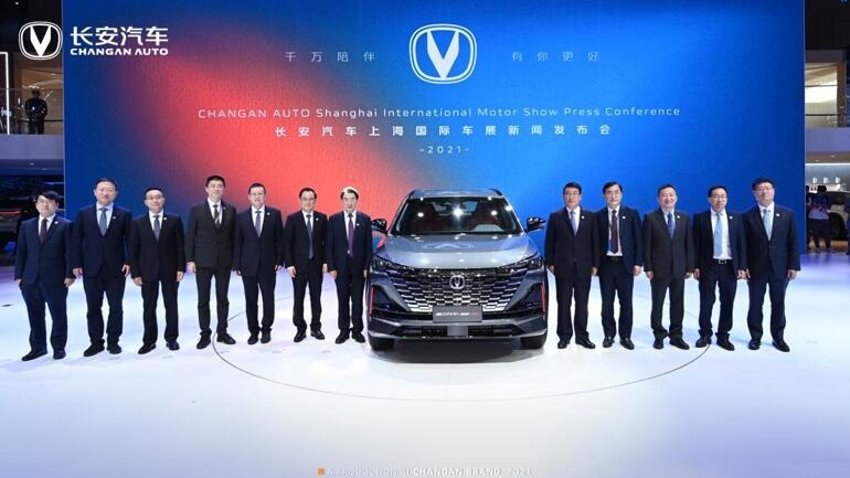 2021上海车展：注定热销？第二代CS55PLUS盛装亮相