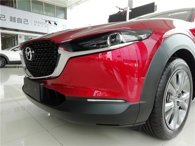 “小红椒”马自达CX-30实车更好看，首付只需4万