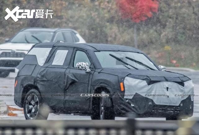 公路旅行车！或搭载皇冠2.4T混动，丰田“大汉兰达”明年2月首发