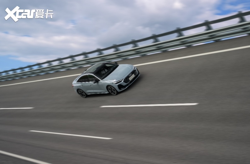 一汽奥迪A5L以双重黄金比例重塑B级豪华轿车设计范本