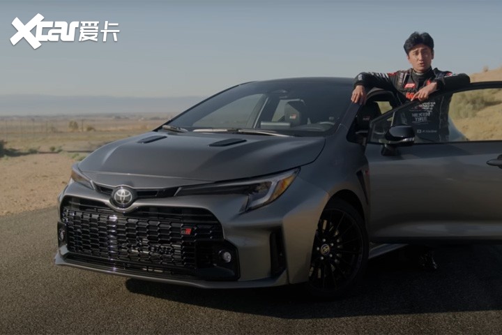 当漂移车手碰上卡罗拉，没想到86都得举白旗？
