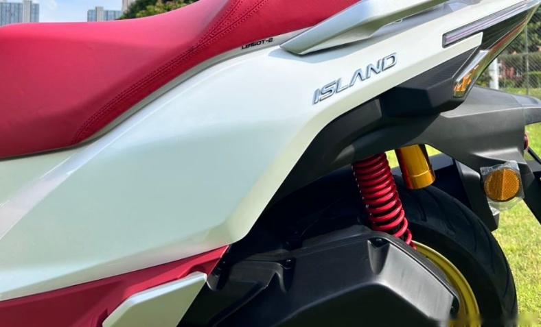 老厂制造！高配低价代表车型：原创外观，ABS+TCS，续航350km
