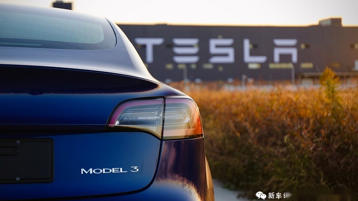 国产特斯拉Model 3首试：当硅谷基因遇上中国速度