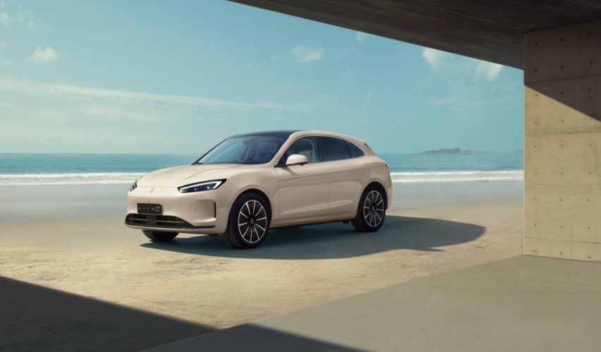 极狐阿尔法T/ Model Y/问界M5 EV，谁才是自驾出游最佳之选