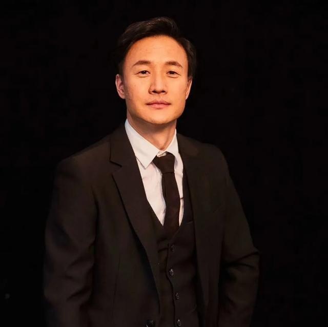 陆仙人驾着哪吒U而来，你是不是有很多问号？