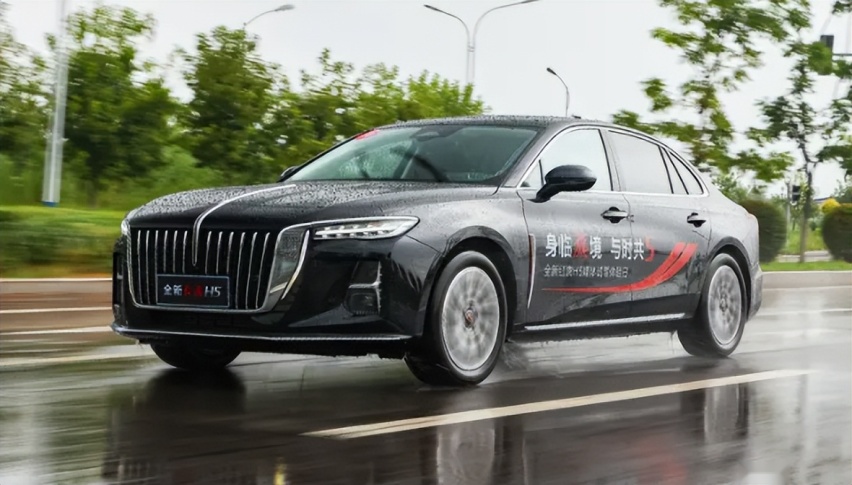 2.0T+8AT的豪华中型车，20万可全款落地，关键动态还有小惊喜
