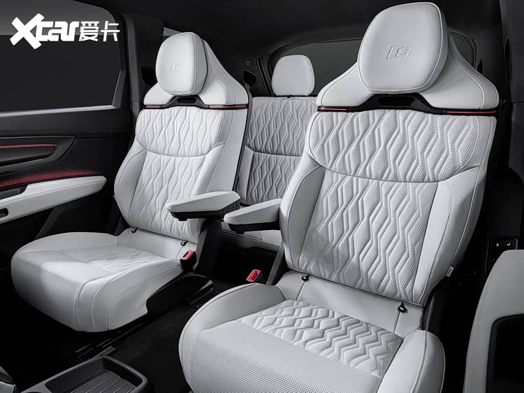 奥迪Q9正式发布，对标奔驰GLS和宝马X7