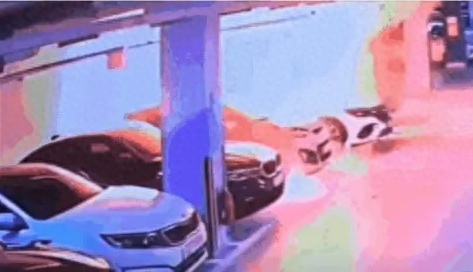 不让进地库了？这算是电动车的隐形“歧视”吗？