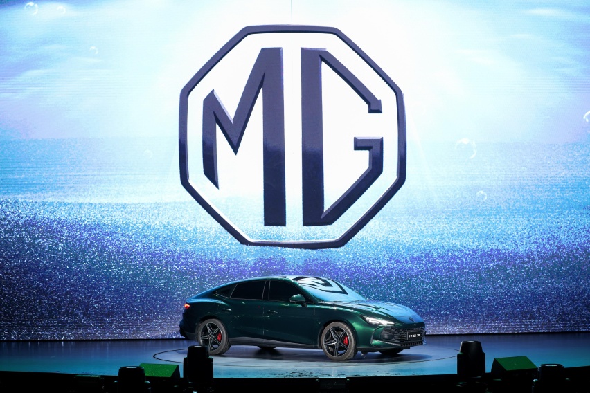 兼顾优雅高级与速度激情!MG7上市即交付,售价11.98万元