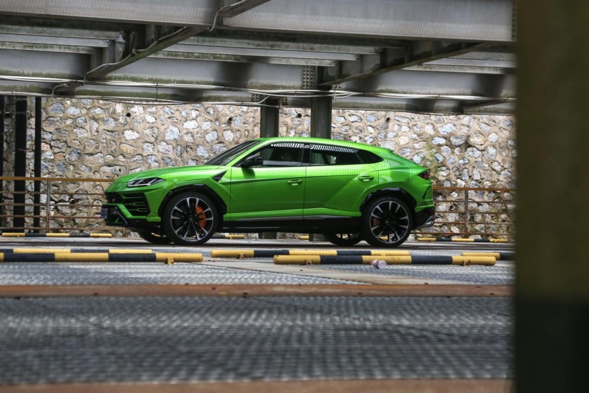内燃机拥趸的Dream Car 试驾兰博基尼Urus