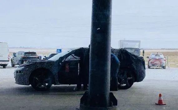 领克08来了，造型媲美Panamera，续航700公里？