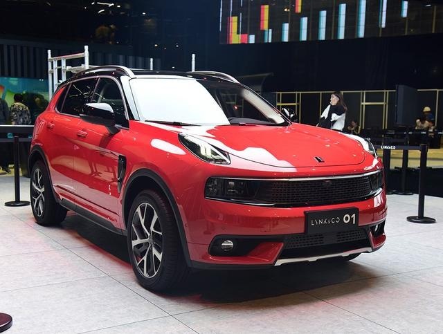 领克01：国产精品SUV，2.0T动力14万就可以买到