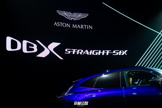 3.0T加48V电机 阿斯顿·马丁DBX STRAIGHT-SIX 1