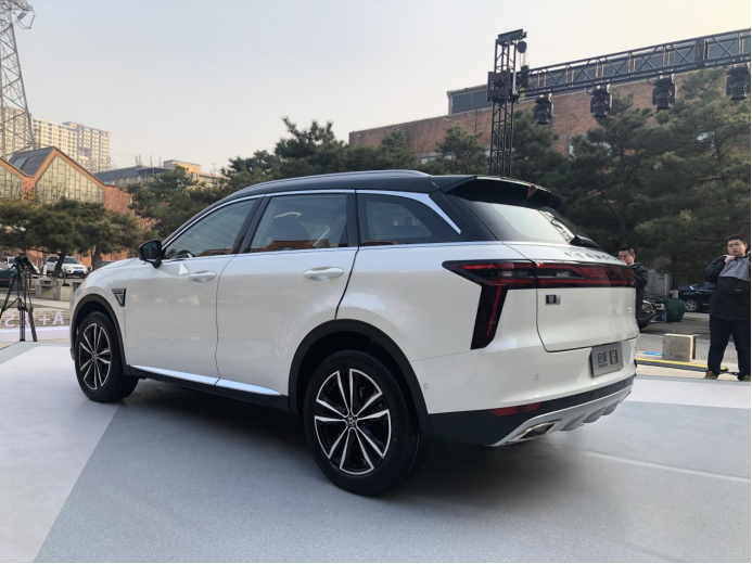 启辰星旗舰A+级SUV闪耀亮相 VIP头等舱座驾体验