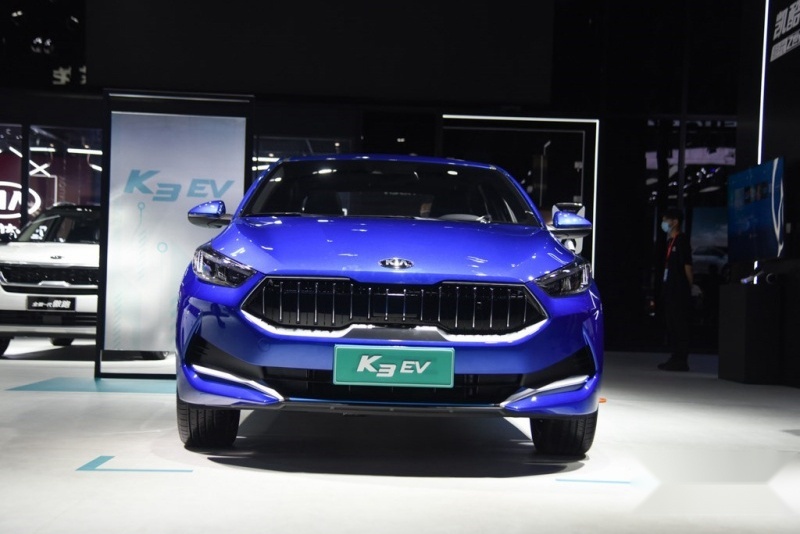 续航490km的韩系纯电轿车！起亚K3 EV值不值得买？