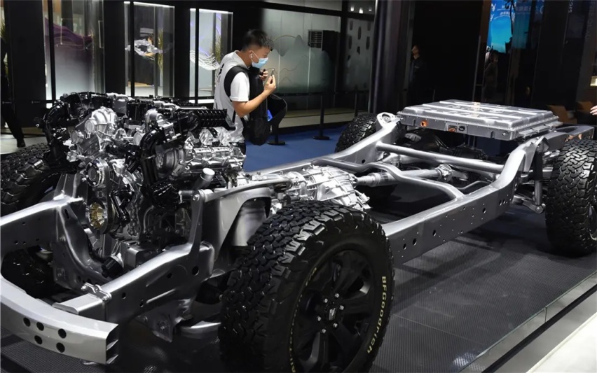 坦克300HEV、坦克500PHEV成都车展亮相…