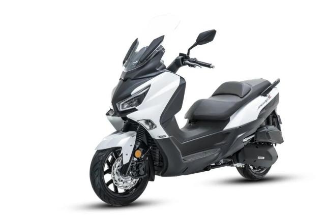 三阳JOYMAX Z300换新上市 售价29800元