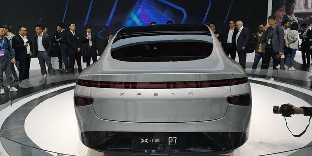 小鹏P7亮相上海车展 定位电动轿跑 搭载L3级自动驾驶技术