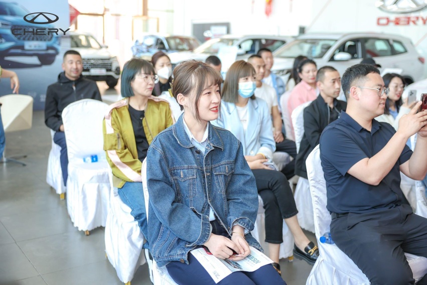 首搭奇瑞第四代1.5L引擎 十大全系标配 2023款瑞虎5x哈尔滨上市