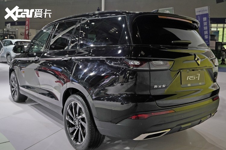 新旗舰七座suv新宝骏rs7正式亮相