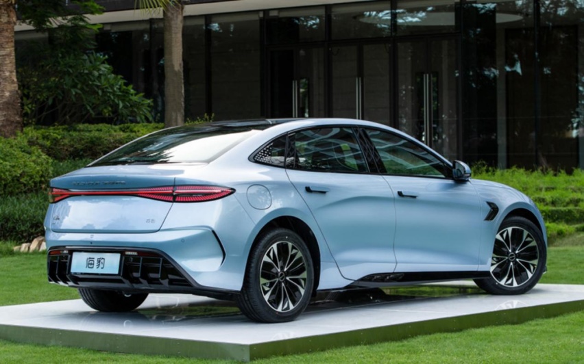 盘点3款销量向好的新车，比亚迪海豹9月卖7473辆，红旗H5甩4753