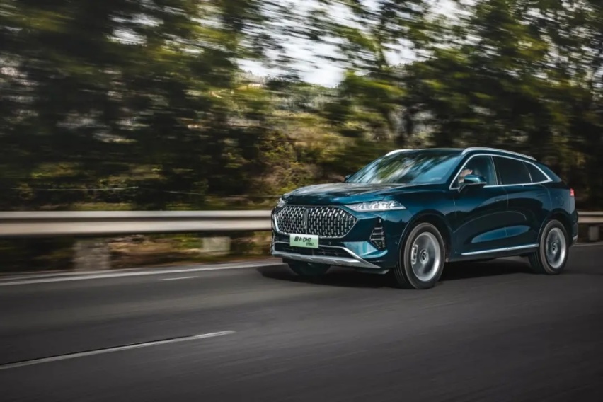 纯电204km超长续航,竞品是理想one ?试驾摩卡DHT-PHEV