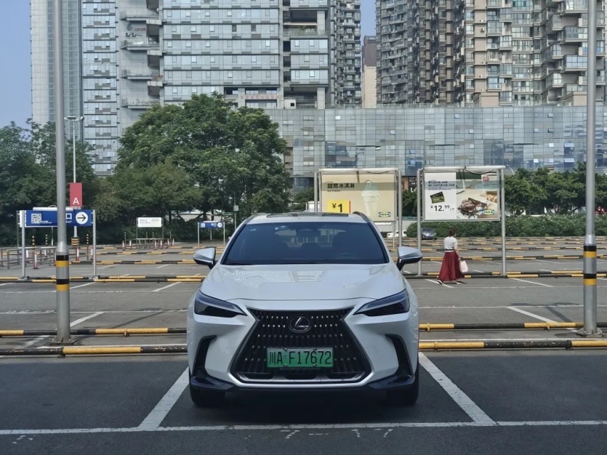 雷克萨斯NX 400h+：50万不买奔驰宝马的玄学