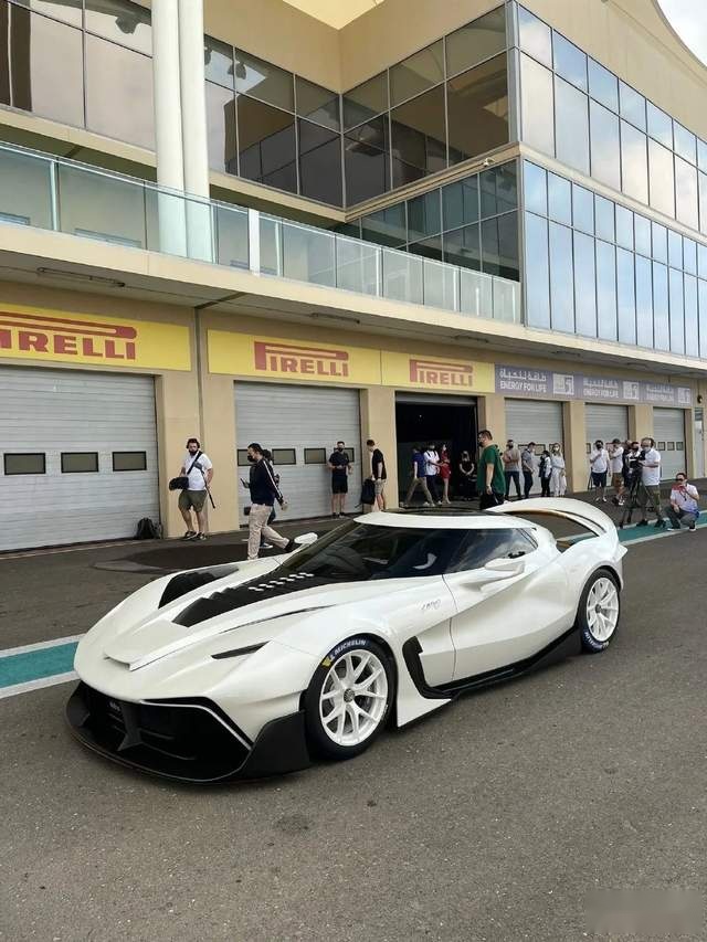 Veloqx Fangio F125 TDE亮相亚斯码头赛道