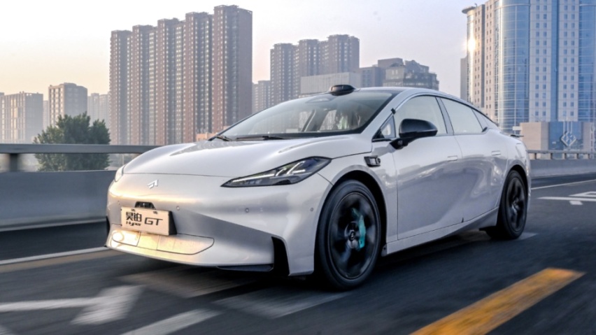L3级乘用车上路Robotaxi商业运营：9家车企入围智能网联汽车准入