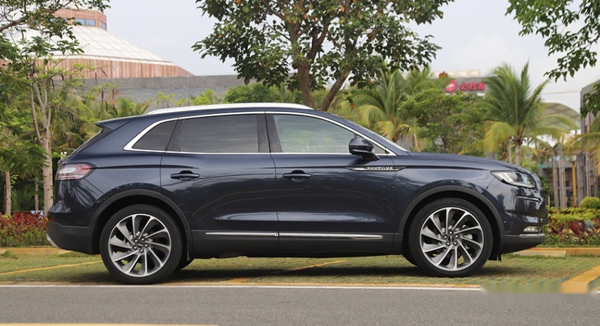 【鹏哥聊车】40万左右最值的V6？试驾林肯航海家2.7T