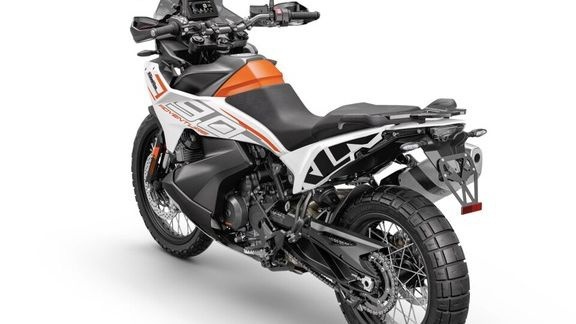 春风吹又生，2023款KTM 790ADV发布