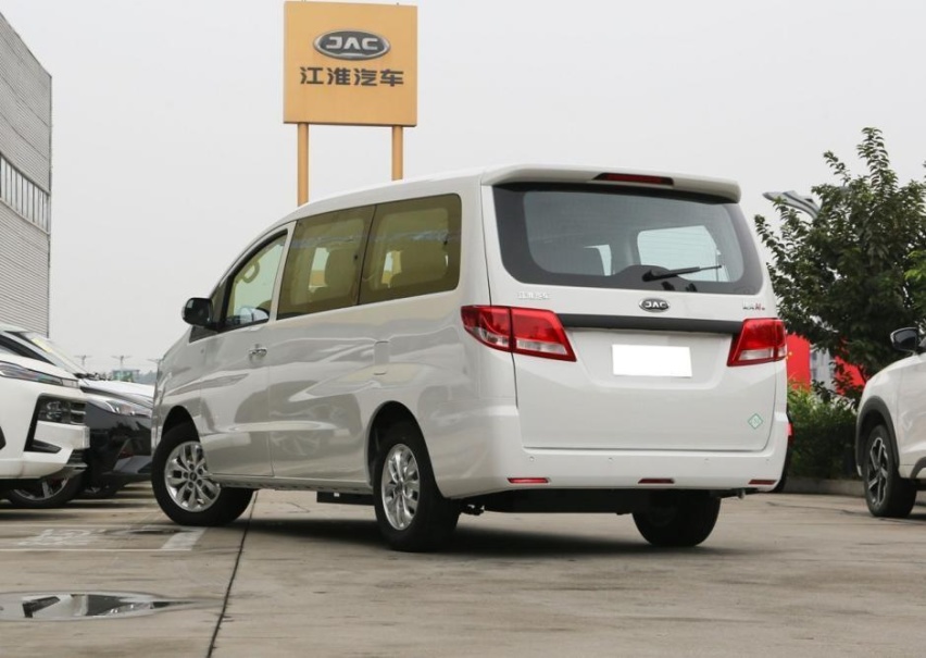 瑞风M4作为商旅车，价格合适，但手动挡是不是可以升级下？