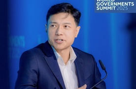 百度创始人李彦宏2025全球政府峰会：成本控制驱动创新，自动驾驶比人类驾驶安全十倍！