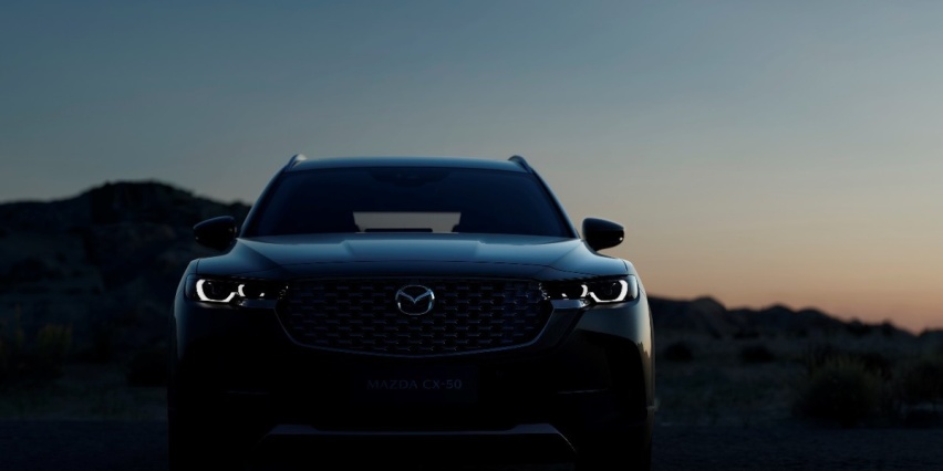 更宽车身+大天窗+智能变缸技术，MAZDA CX-50开创越野SUV新