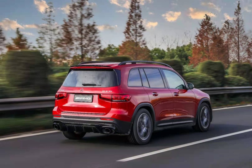 你在逃离什么?又追逐什么?试驾梅赛德斯-AMG SUV家族