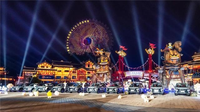 10万出头就有二排独立座椅加热通风，论舒适，这台国产车绝对值