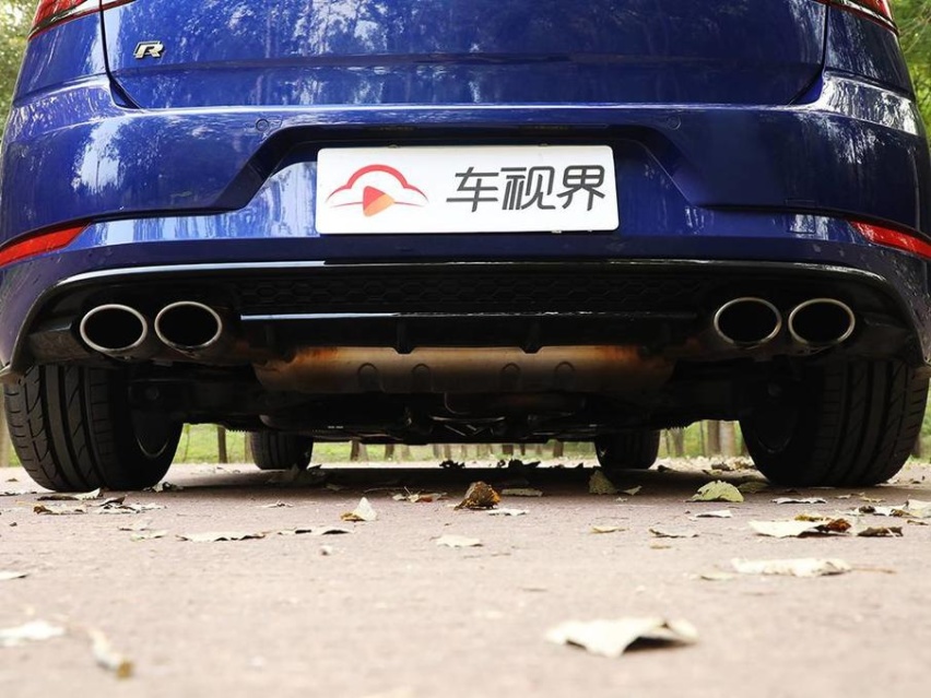小钢炮界的老大哥，英雄迟暮渐行渐远，浅谈大众高尔夫R