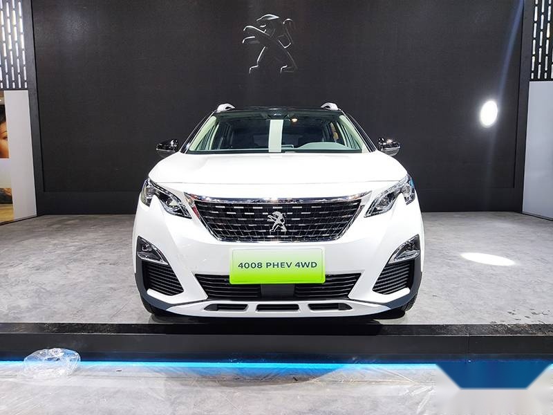 2020成都车展：搭1.6T发动机，实拍标致4008PHEV
