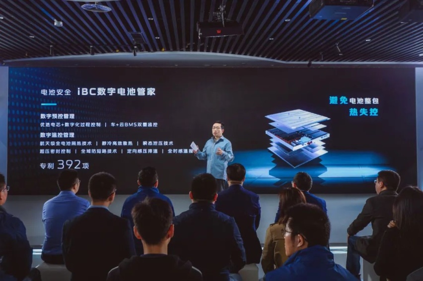 纯电增程氢能啥都有，长安深蓝C385发布，自主品牌再上硬菜