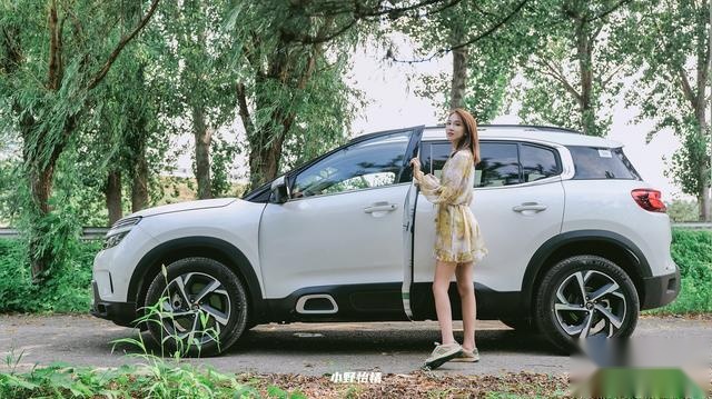 这台SUV开起来不一般，天逸 C5 AIRCROSS驾控体验强在哪？