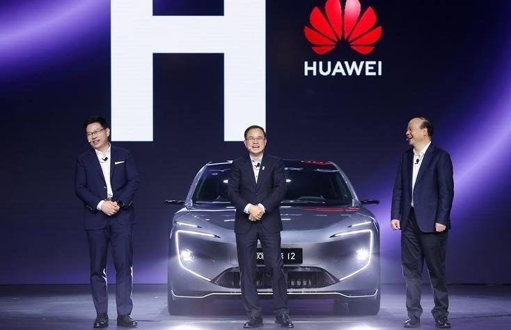 除了比亚迪和特斯拉，2024年买新能源车，值得看的还有它