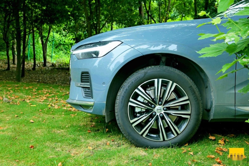 试驾沃尔沃XC60 B5版，全时智能四驱+48V轻混系统